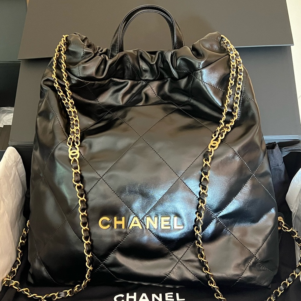 CHANEL 22B 22 Backpack Black Gold Hardware PRISTINE Full Set